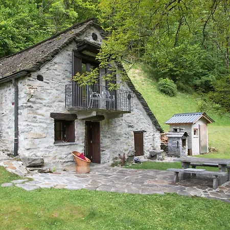 Verzasca Matilde シャレー